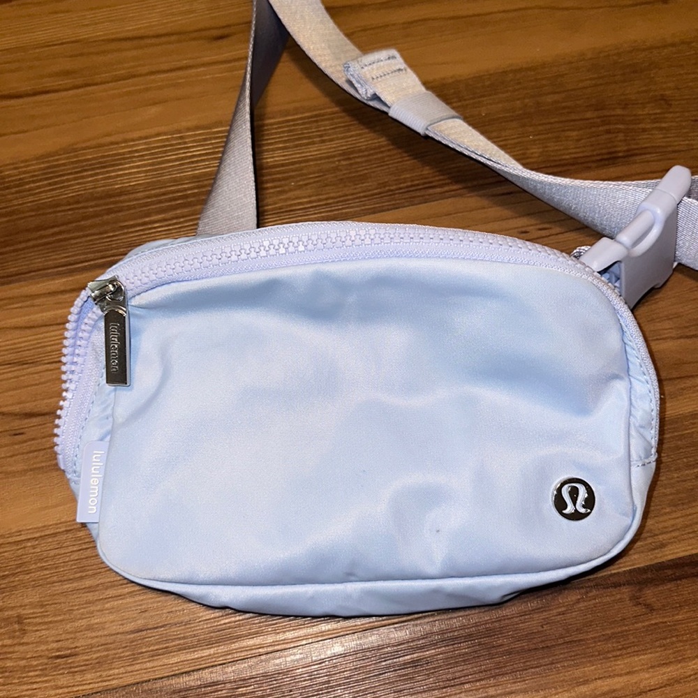 Lululemon Belt Bag Pastel Blue 1L